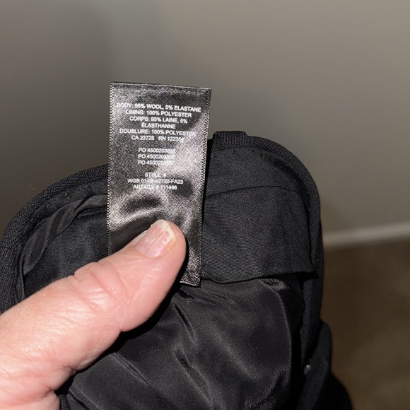 Aritzia | Babaton Black Wide Leg High Waisted Trousers Size: 0. B2 - Picture 7 of 7